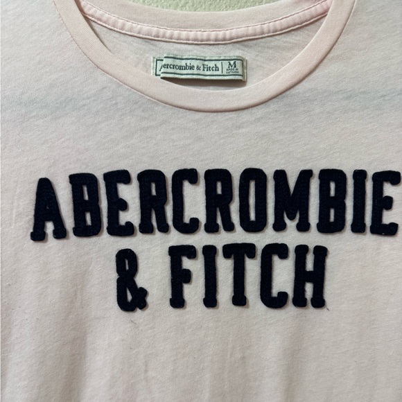 Abercrombie & Fitch Logo Graphic Tee Pink Short Sleeve T-Shirt Size M - Picture 4 of 7